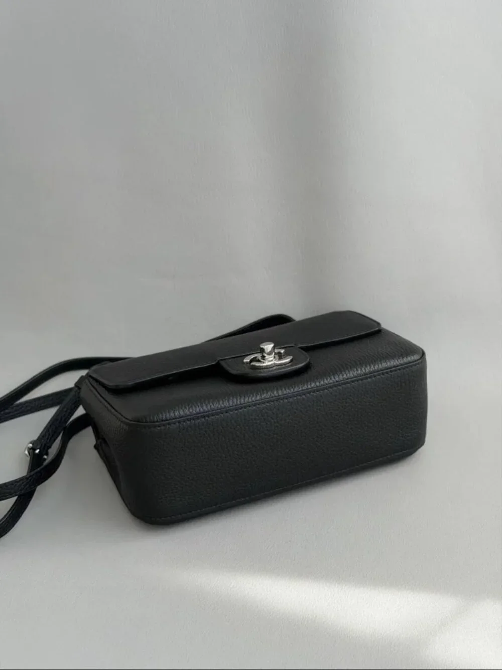 CHANEL please see